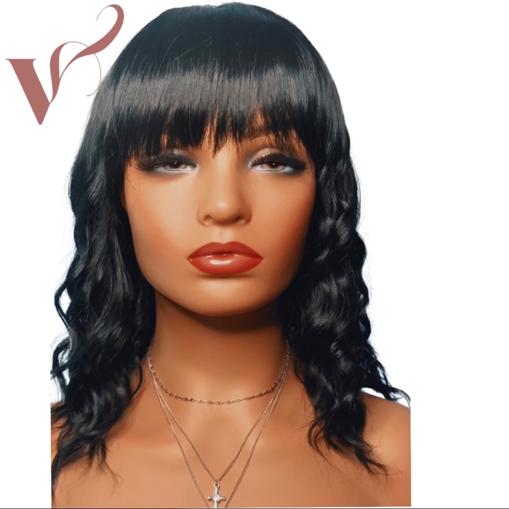 NWT Synthetic (Black) Body Wave 12" Wig with Bang